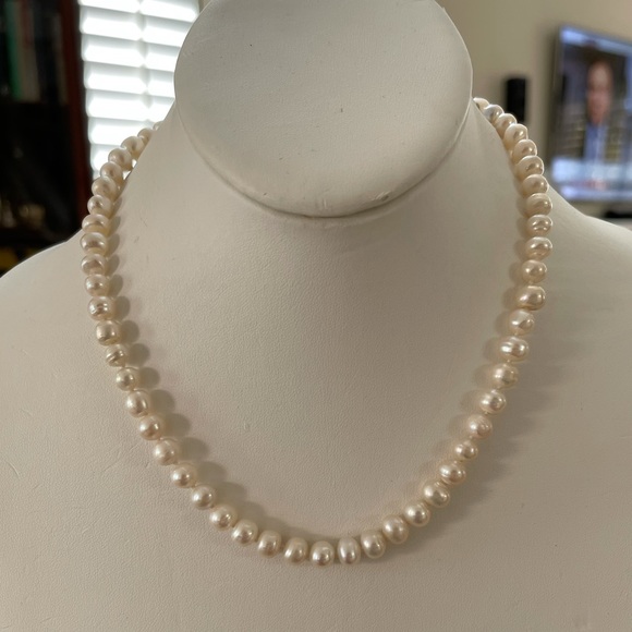 Cultured freshwater 7.5mm pearl sterling silver necklace - Picture 4 of 8
